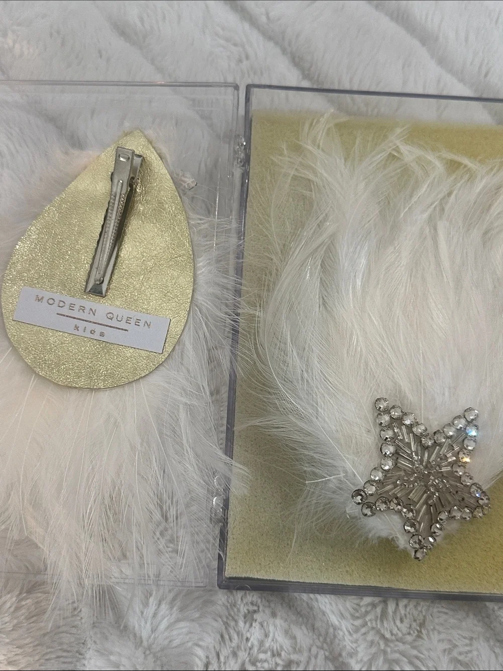 Modern Queen Kids White Feather Star Angel Wing Clip 🪽
